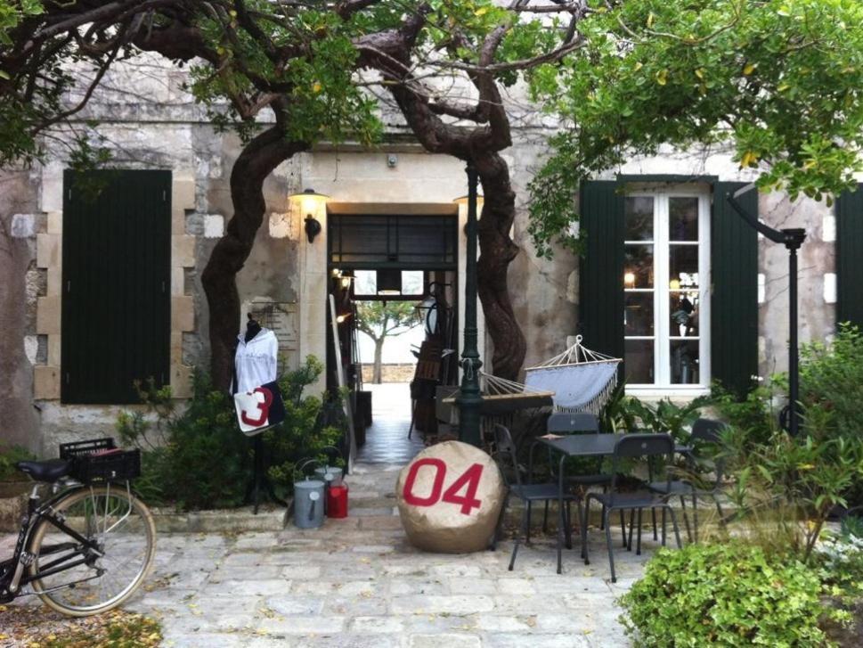 Le Mole Bed and Breakfast La Flotte Buitenkant foto